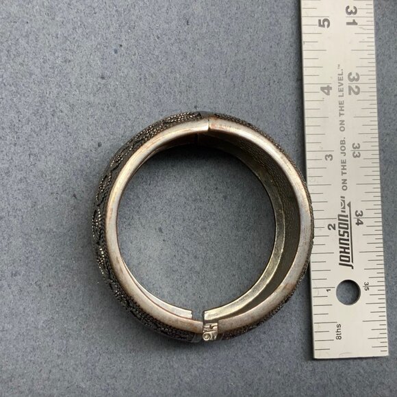 Antiqued Hinged Bangle Bracelet 2.5 In Silver Copper Ornate Detailed Retro BoHo - Picture 6 of 6